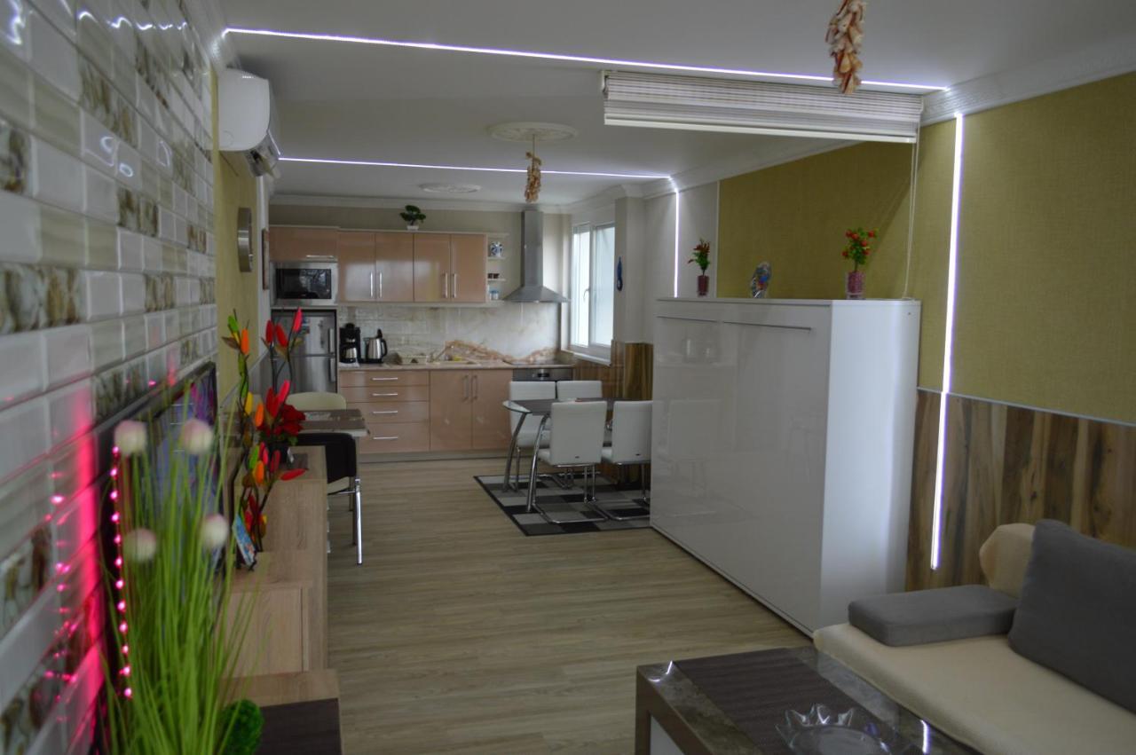 Apartamento Siófok Ezüstpart Granada 2 Közvetlen Vizparti Apartman Exterior foto